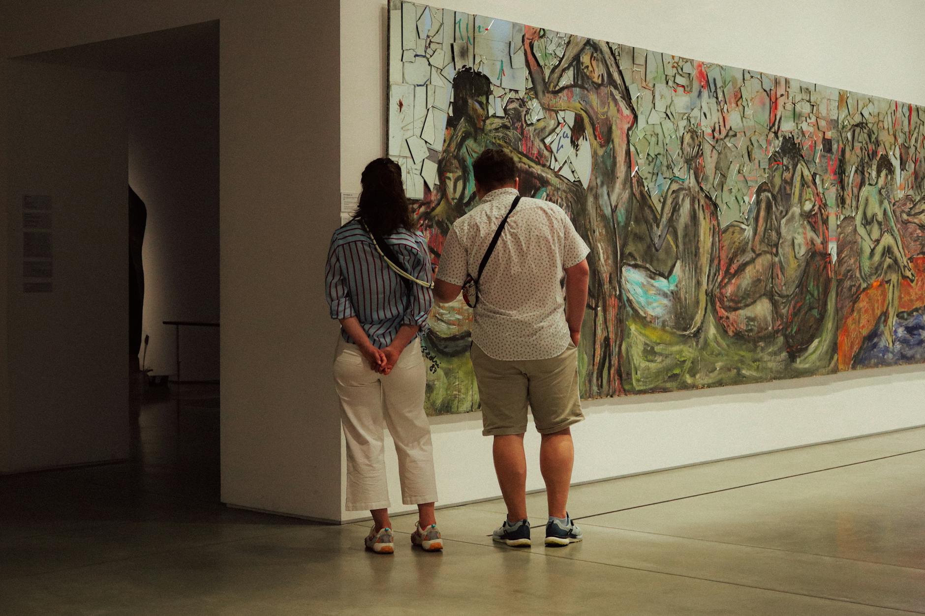Modern and contemporary art museum gallery interior