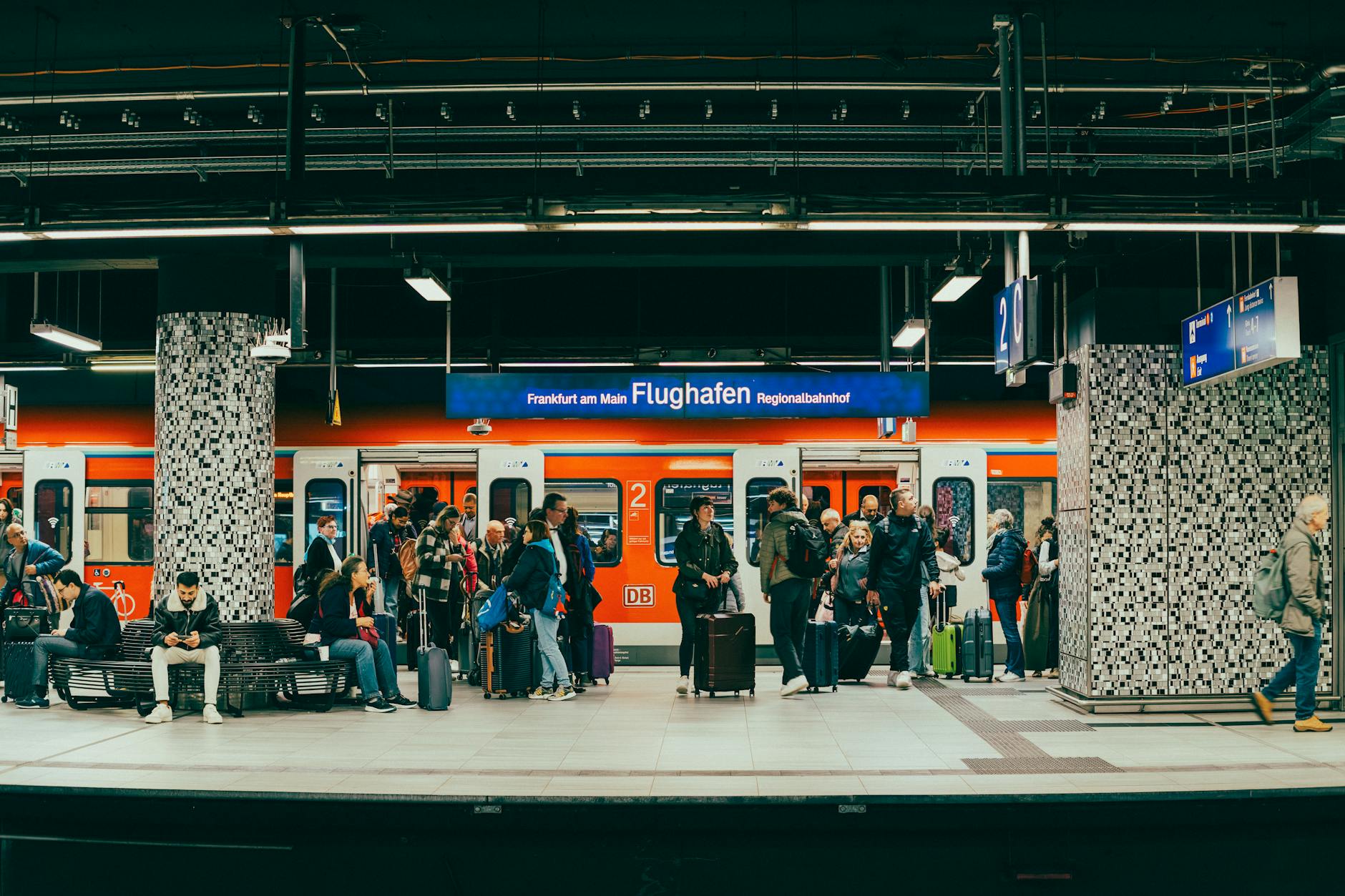 Arlanda Express vs bus — comparison