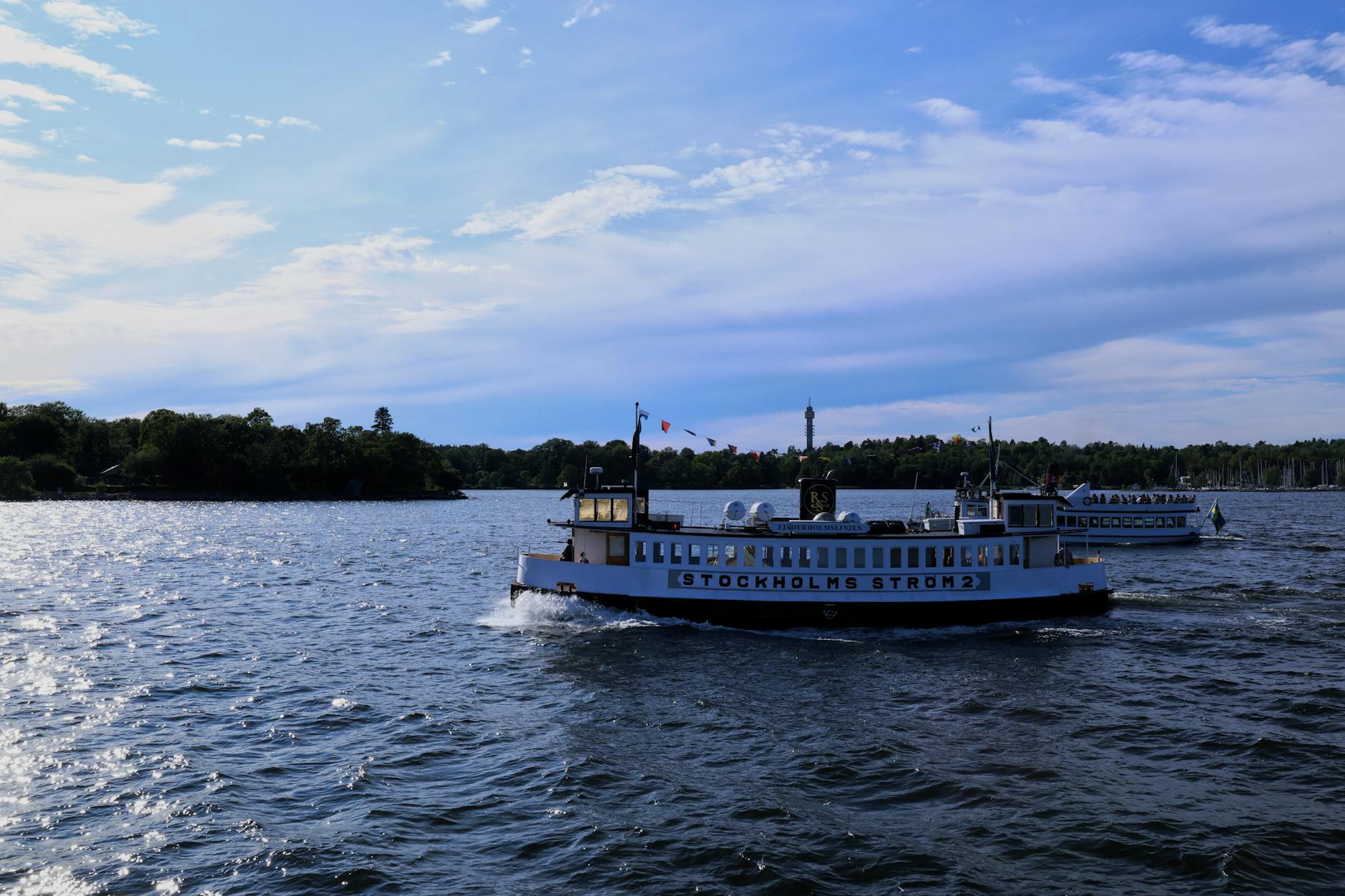 Stockholm midnight summer light — midnight sun Stockholm