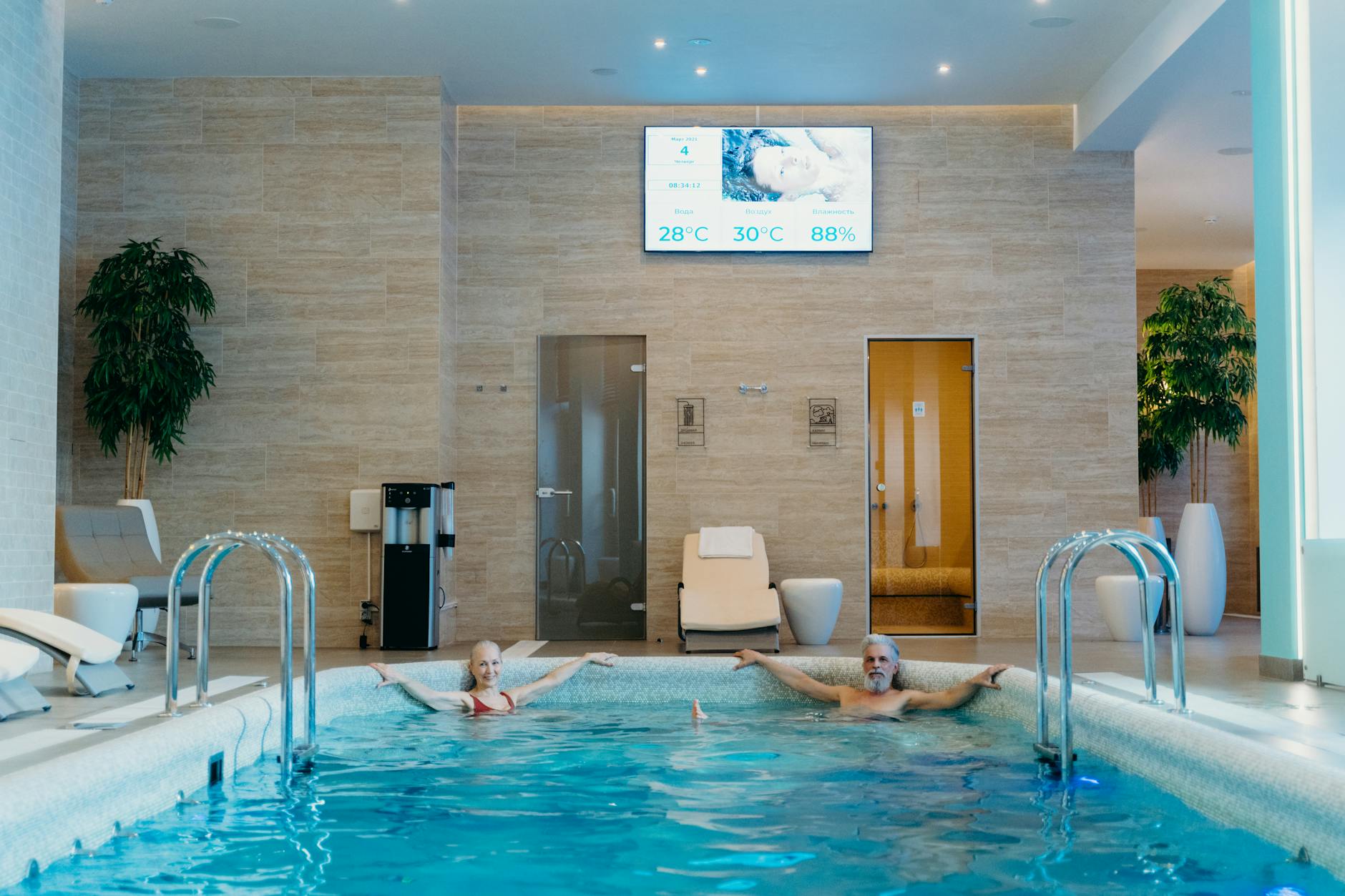 Spa hotels Stockholm — relaxing spa pool