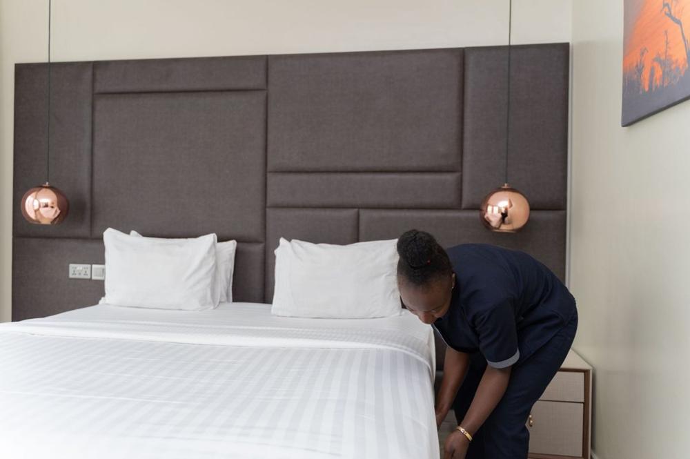 Hotels near Arlanda Airport — a clean modern airport hotel room